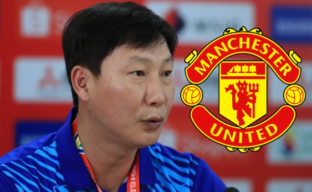 Malaysia lại làm khó HLV Kim Sang-sik 