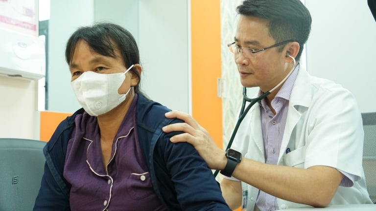 Nhiều bệnh ung thư di truyền, bố mẹ mắc, con cái cũng có nguy cơ