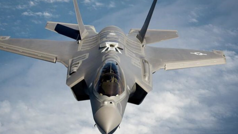 Iran tuyên bố bắn rơi 2 chiến đấu cơ Israel, bắt sống nữ phi công