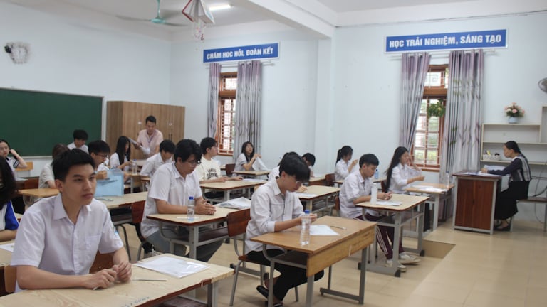 Sơn La: Chấm thi tốt nghiệp THPT, đảm bảo tiến độ, chất lượng