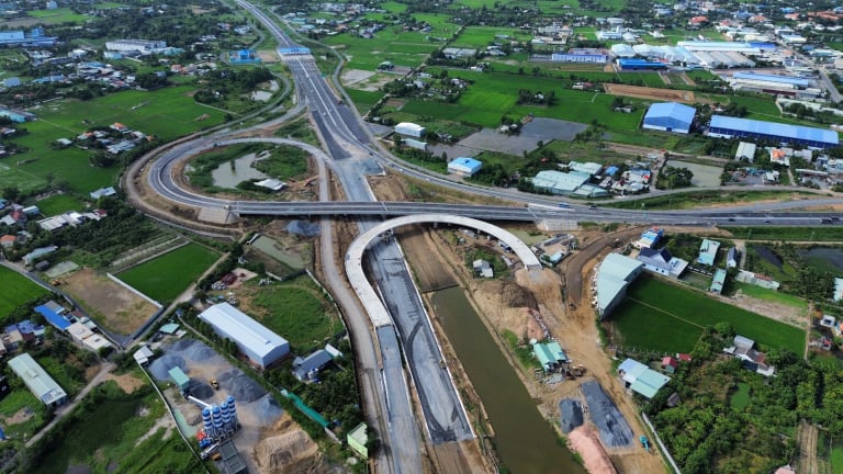 Dự án đường Vành đai 3 TP.HCM qua Tây Ninh đạt gần 71% tiến độ 