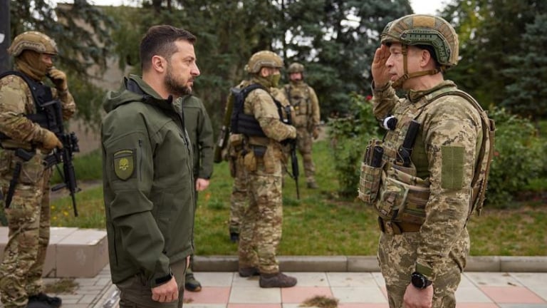 Quân đội Ukraine có 2 lựa chọn chiến lược để tránh thất bại
