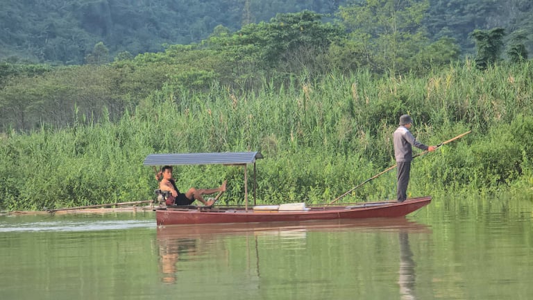 Bộ NN&MT đề nghị Lào Cai tiếp tục kiểm tra, xử lý nghiêm vi phạm khai thác thủy sản lòng hồ Thác Bà