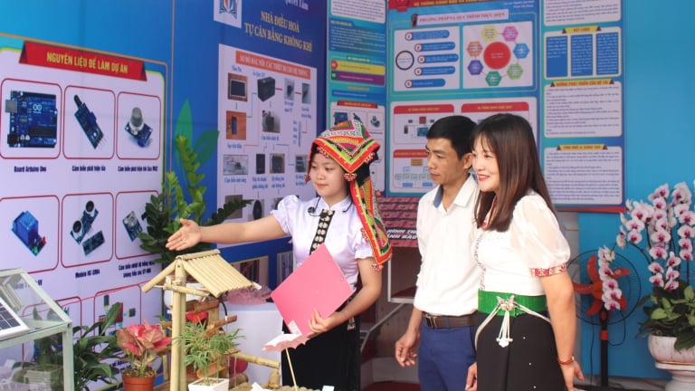Nông thôn Tây Bắc: Nâng cao chất lượng giáo dục vùng dân tộc thiểu số