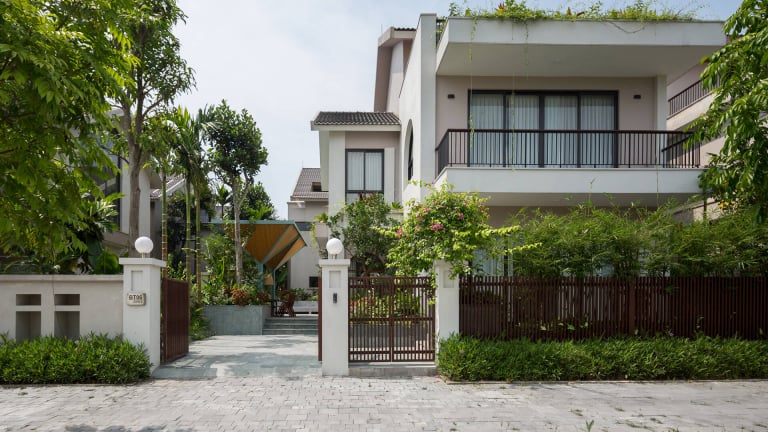 Ấn tượng biệt thự 120 m2 sở hữu mái vòm độc đáo mang hơi thở thiên nhiên