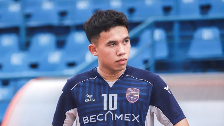 Tin sáng (28/7): Võ Hoàng Minh Khoa “quay xe” với CLB CAHN?