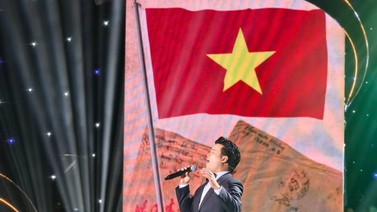 “Quê hương”, nơi lưu giữ ký ức bao người - 10 tác phẩm nghệ thuật về hình tượng Đất nước đi cùng năm tháng (Bài 3)