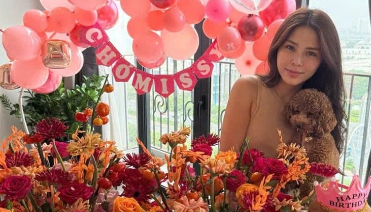 Cô gái Hà Nội tổ chức tiệc sinh nhật hơn 50 triệu đồng cho chó: Góc khuất của nữ chủ nhân thú cưng