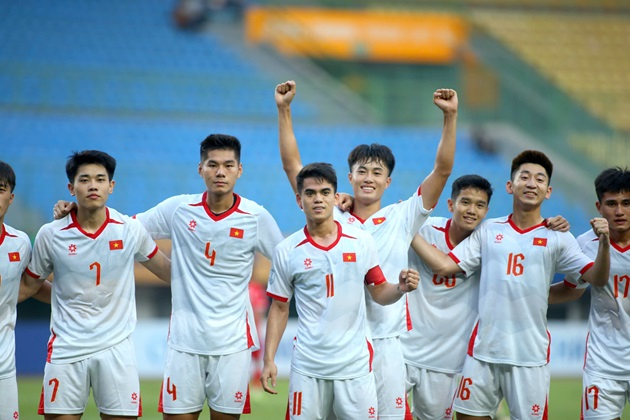3 cầu thủ U23 Việt Nam được chấm cho ĐTQG, gồm những ai?