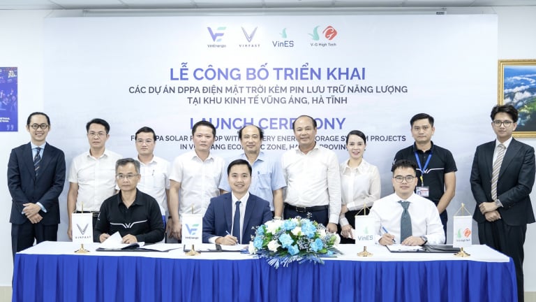 VinEnergo triển khai các dự án điện mặt trời kèm pin lưu trữ cho nhà máy ô tô VinFast và 2 nhà máy pin tại Hà Tĩnh