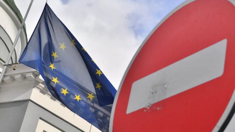 Politico: EU sắp áp đặt lệnh trừng phạt Trung Quốc