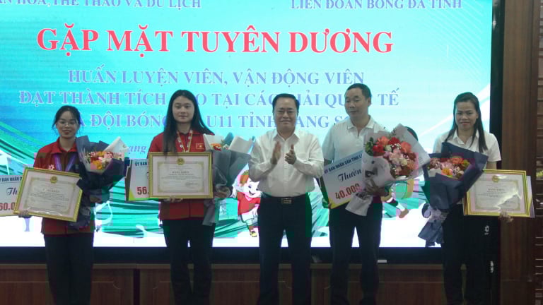 Lạng Sơn vinh danh các vận động viên, huấn luyện viên có thành tích thể thao xuất sắc