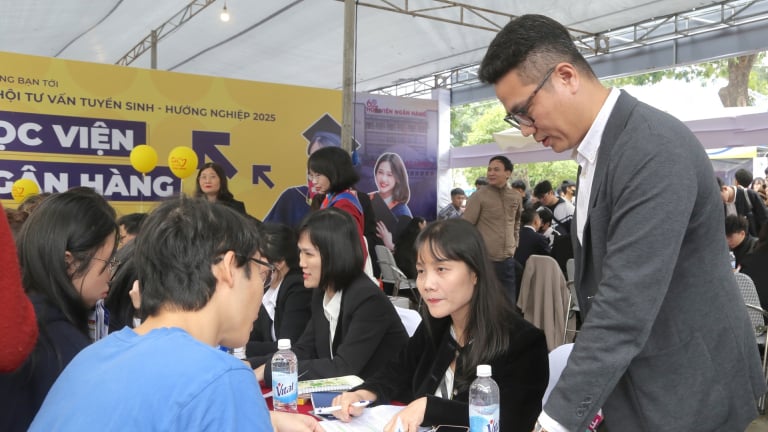 Lịch công bố điểm chuẩn Học viện Ngân hàng 2025 và dự đoán điểm chuẩn