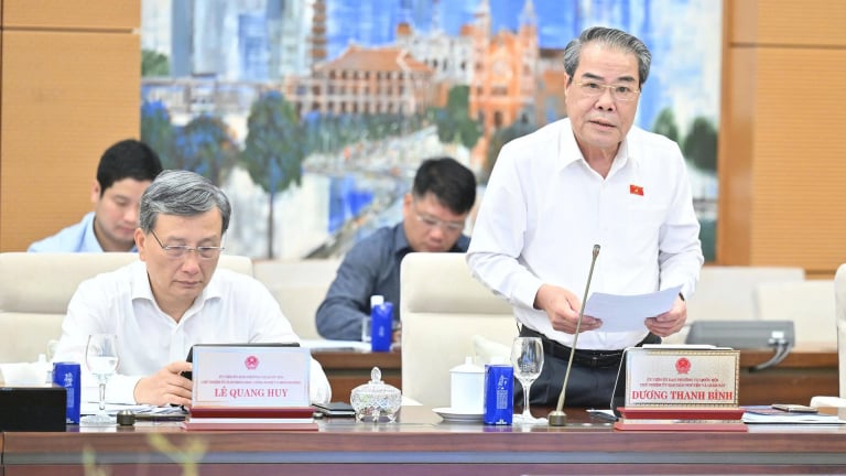 Cử tri và nhân dân đánh giá cao kết quả sắp xếp bộ máy, chính sách miễn giảm học phí