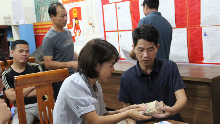 Hội Nông dân tỉnh Lạng Sơn giải ngân 1 tỷ đồng Quỹ Hỗ trợ nông dân, ra mắt tổ hội nông dân nghề nghiệp trồng rừng