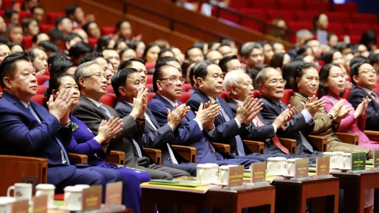Toàn cảnh phiên khai mạc trọng thể Đại hội đại biểu toàn quốc Hội Nông dân Việt Nam lần thứ IX