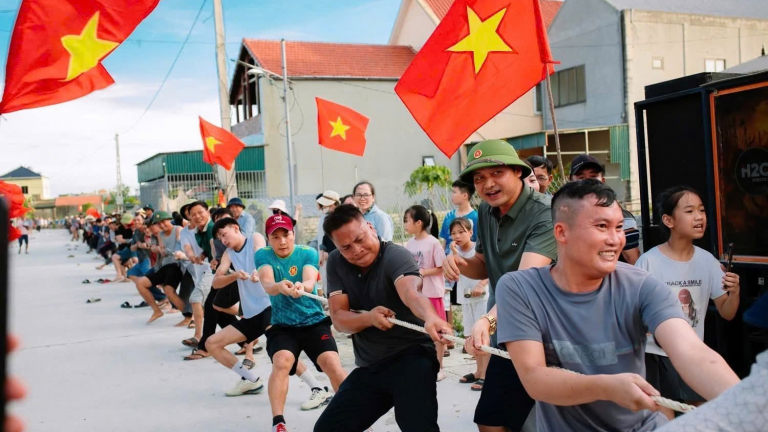 Sắp xếp thôn, tổ dân phố mới nhất ở Nghệ An: Sau sáp nhập dân 2 khối ở phường này kéo nhau ra thi một trò đặc biệt