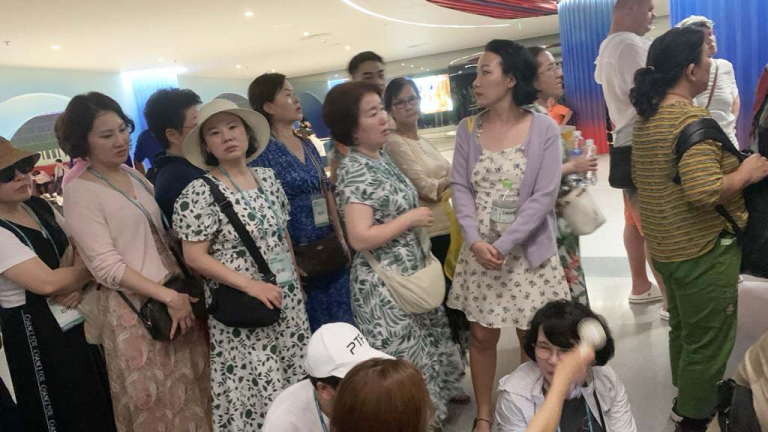 Sa Pa, Hà Giang “cháy” phòng dịp nghỉ lễ, trong khi nhiều điểm nổi tiếng khác ngược... lại