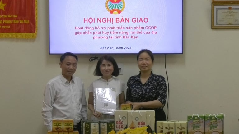 5 sản phẩm của Bắc Kạn được Trung ương Hội Nông dân Việt Nam bàn giao hỗ trợ phát triển sản phẩm OCOP 
