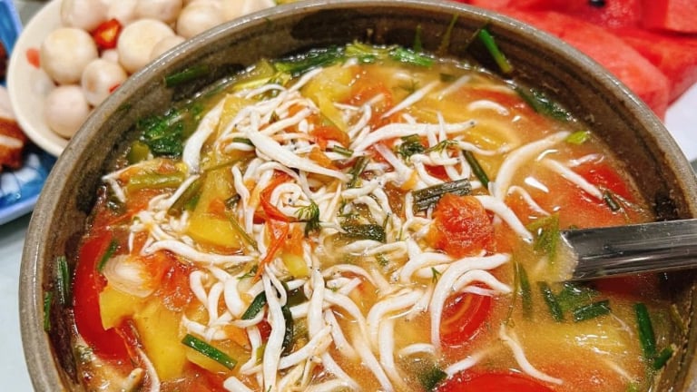 Loại cá quý của sông Đà, tốt cho tim mạch và trí não, đem nấu canh chua thành món ngon tuyệt mùa hè