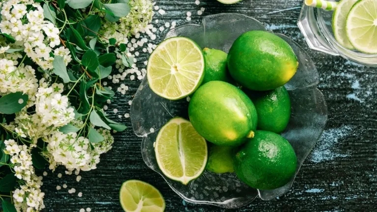 Chanh 'đại kỵ' với những thực phẩm này, ăn cùng coi chừng 'mang họa vào thân'