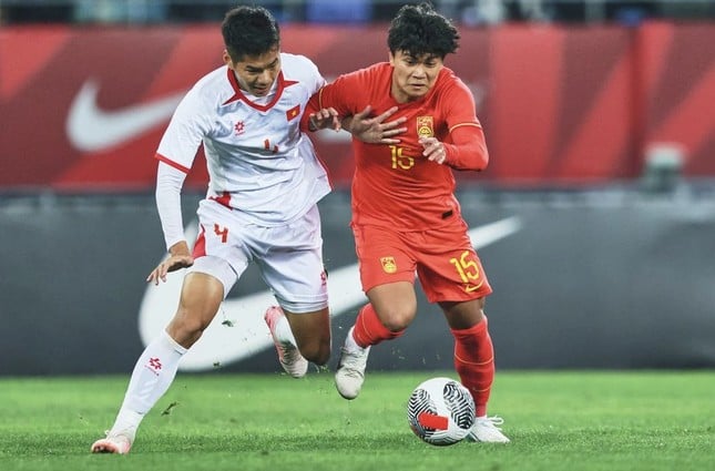 Đua HCV SEA Games: Bóng đá trẻ cần được 'cởi trói'?