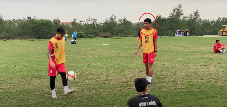 Tin sáng (4/5): Tiền đạo Việt kiều 1m86 ghi 4 bàn/3 trận ‘phát tín hiệu’ đến HLV Kim Sang-sik