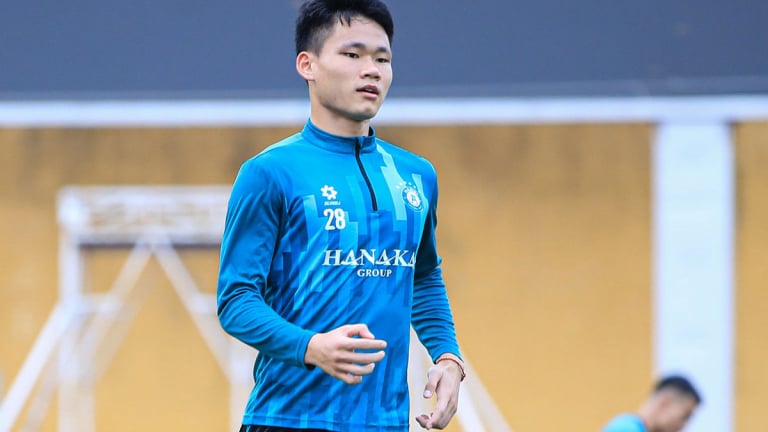 Sao trẻ Hà Nội FC: Cao 1m84, thi đấu chuyên nghiệp từ năm 19 tuổi 