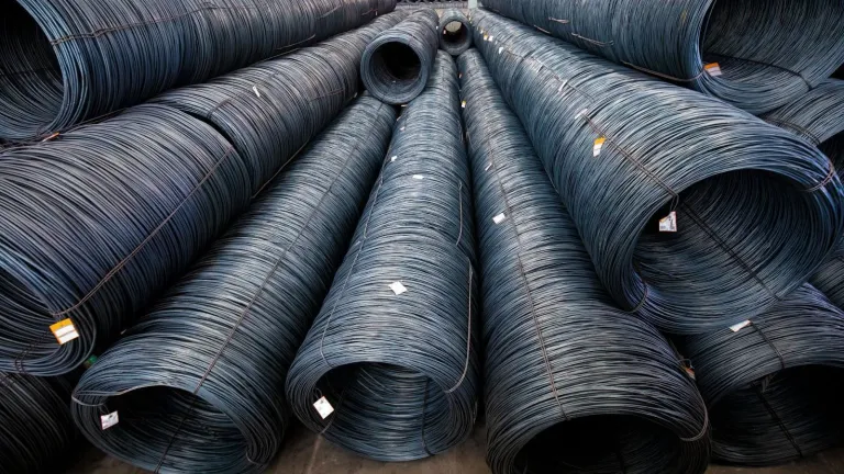 Tâm lý tích cực hỗ trợ đà tăng giá thép và quặng sắt tại Trung Quốc