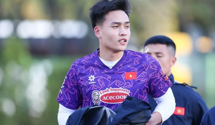 ĐT Việt Nam gặp khó ra sao khi không có Việt Anh, Thanh Bình?