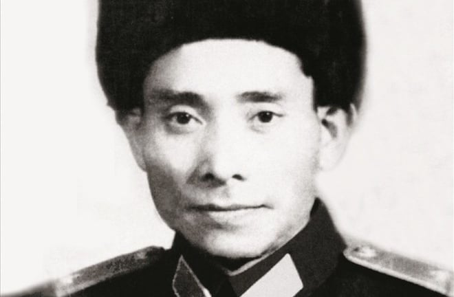 Trước ngày bỏ đơn vị hành chính cấp huyện, làng này là quê hương của Lưỡng quốc tướng quân Nguyễn Sơn