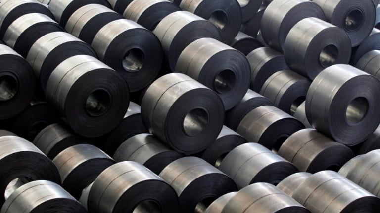 Quặng sắt mất mốc 100 USD/tấn, thép cây tại Trung Quốc bật tăng trở lại