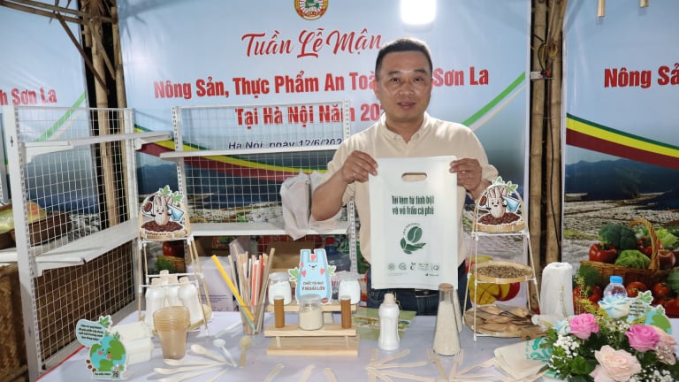 Tận dụng phụ phẩm nông nghiệp, một doanh nghiệp ở Sơn La sản xuất hàng chục sản phẩm từ thứ hay bị bỏ đi ở quả cà phê
