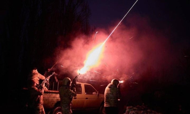 'Đêm địa ngục' khiến người Ukraine mất ngủ: 'Bầy đàn tử thần' từ 5 hướng lao xuống, nhiều mục tiêu bị xuyên thủng