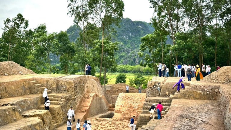 Dưới lòng đất ở làng này của Ninh Bình, đào khảo cổ phát lộ lớp phòng thủ kiên cố bảo vệ kinh đô Hoa Lư xưa