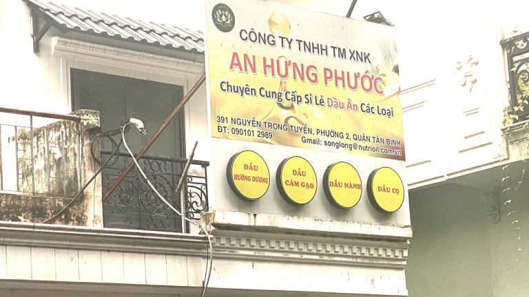   Đường dây sản xuất dầu ăn giả: Hé lộ chân dung “bà trùm” buôn dầu ăn lớn miền Tây
