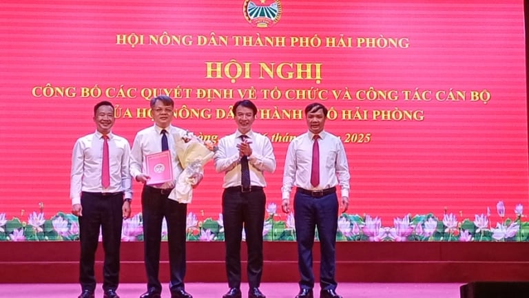 Ngày thứ 16 sau sáp nhập Hải Dương, Hội Nông dân TP Hải Phòng công bố các quyết định về tổ chức, công tác cán bộ