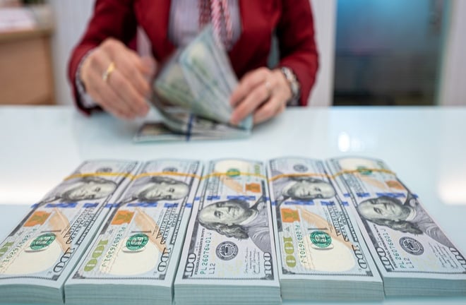 Giá USD hôm nay 17/7: Trong nước tiếp đà tăng