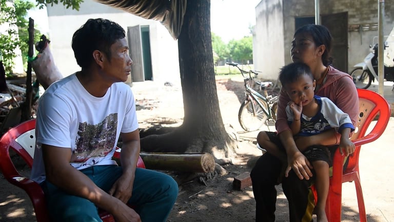 Trưởng thôn ở Khánh Hòa, vừa dạy dân trồng lúa vừa hòa giải mâu thuẫn cho dân, giúp thôn làng ấm no, hạnh phúc