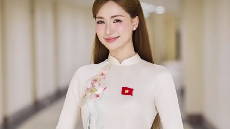 Cư dân mạng hết lời khen ngợi hành động này của Hoà Minzy với người dân Nghệ An bị thiệt hại do bão số 3