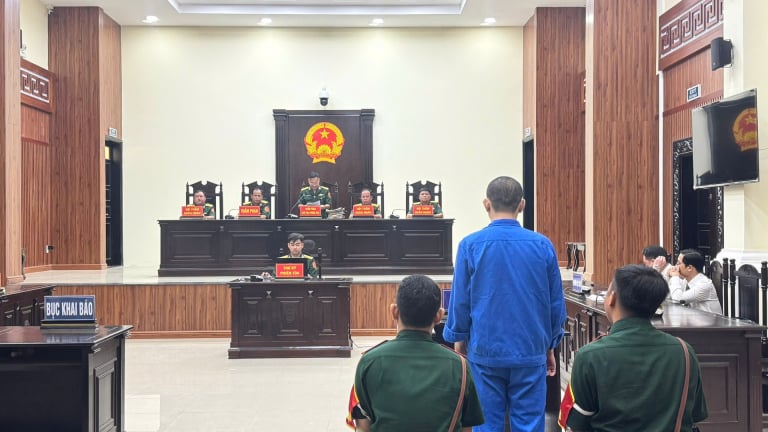 Lĩnh án 7 năm 6 tháng tù vì giả danh quân nhân lừa đảo hàng trăm triệu đồng