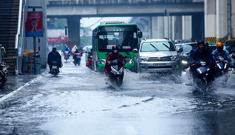 Trung tâm Khí tượng: Diễn biến chi tiết đợt mưa dông ở miền Bắc kéo dài trong 3 ngày từ hôm nay, 4/8