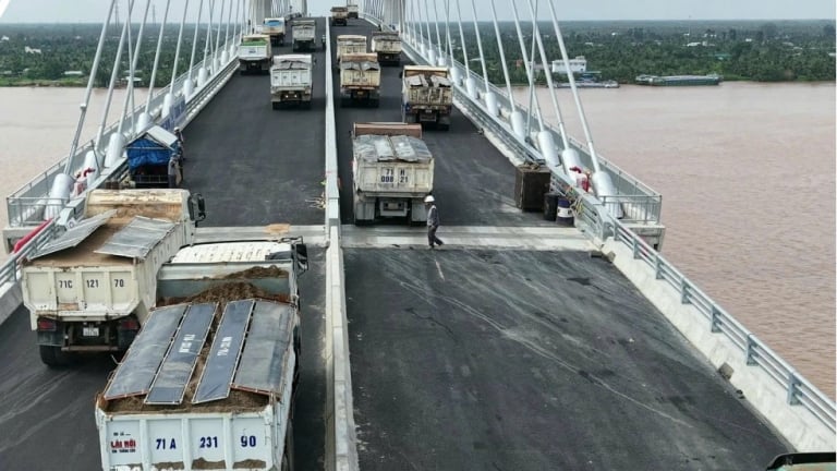Đây, hình hài cây cầu thứ 7 bắc qua sông Tiền, trị giá hơn 6.800 tỷ nối đôi bờ Vĩnh Long-Đồng Tháp, sau sáp nhập