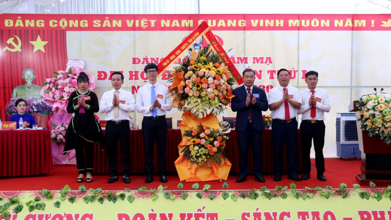 Nông thôn Tây Bắc: Nậm Mạ tập trung khai thác tiềm năng lòng hồ Thủy điện Sơn La phát triển du lịch 