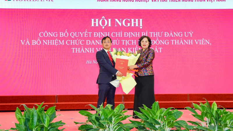 Hội nghị công bố Quyết định bổ nhiệm nhân sự cấp cao Agribank