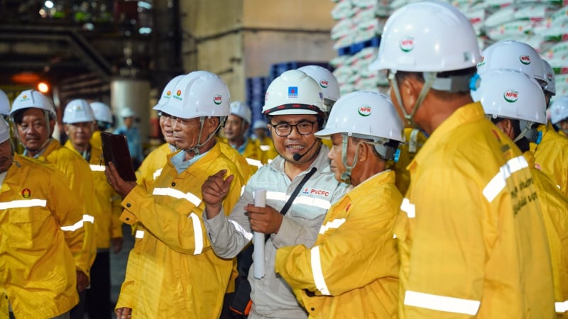“Tham quan nhà máy – Gặt hái mùa vàng 2025”: Phân Bón Cà Mau tiếp tục hành trình kết nối nhà nông