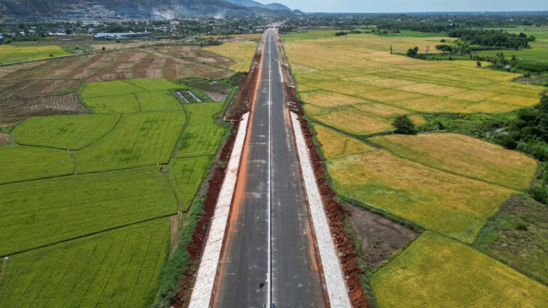 Bà Rịa - Vũng Tàu khởi công, khánh thành nhiều công trình trọng điểm tạo cú huých tăng tốc cho Đông Nam bộ