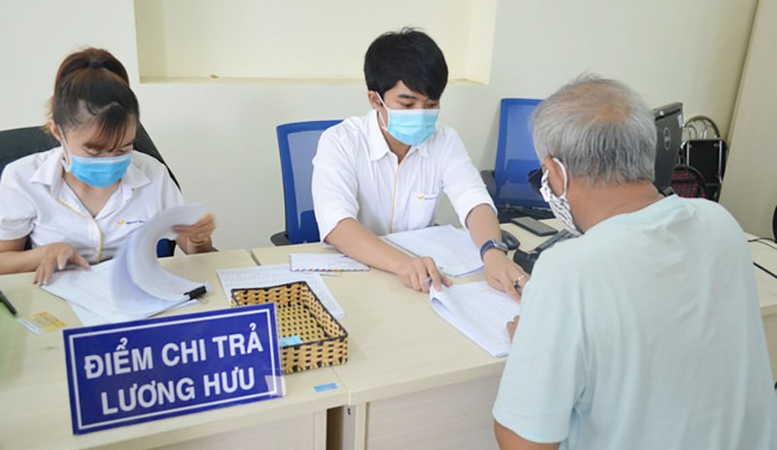 Thủ tướng Phạm Minh Chính chỉ đạo chi trả lương hưu tháng 5 sớm