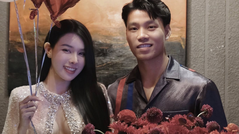 Bạn gái của Vũ Văn Thanh: ‘Máy bay’ xinh đẹp, nóng bỏng và có gia thế ‘khủng'
