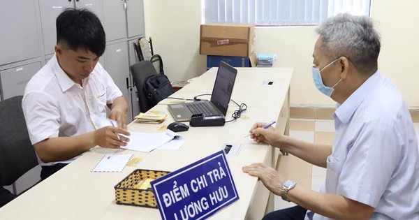 Lương hưu, trợ cấp BHXH tháng 5/2025 được chi trả khi nào?